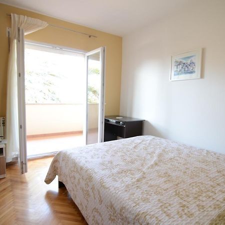 Apartment Emi Sukošan Esterno foto