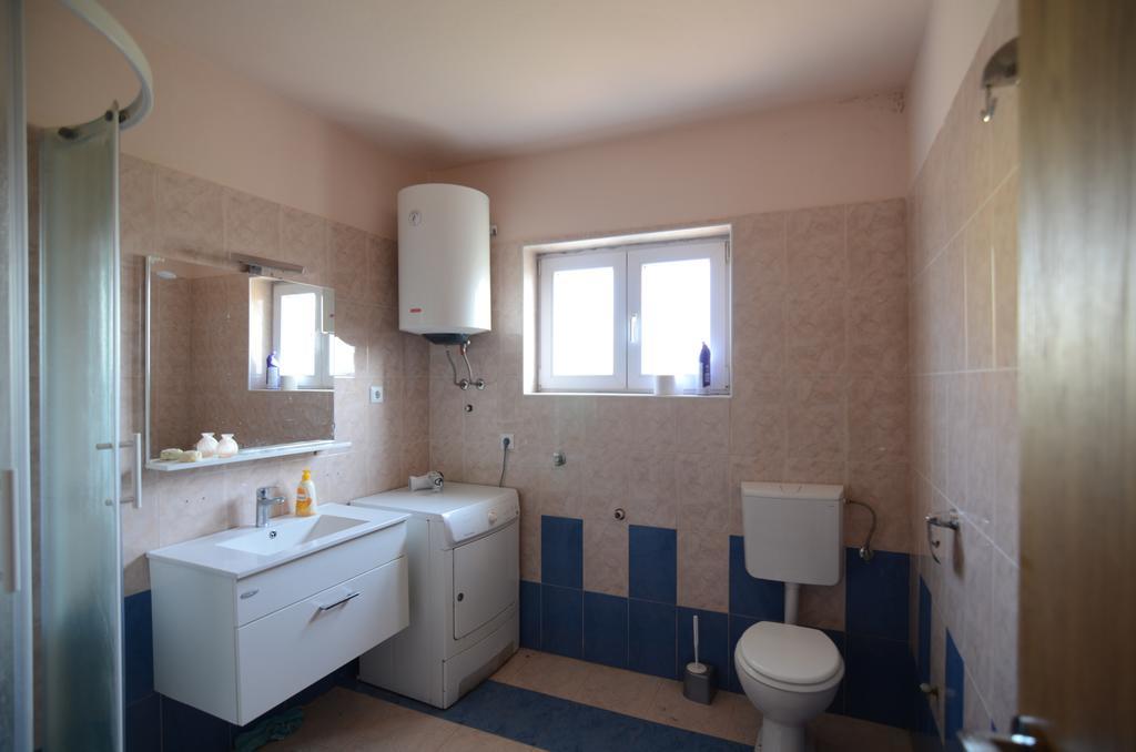 Apartment Emi Sukošan Esterno foto