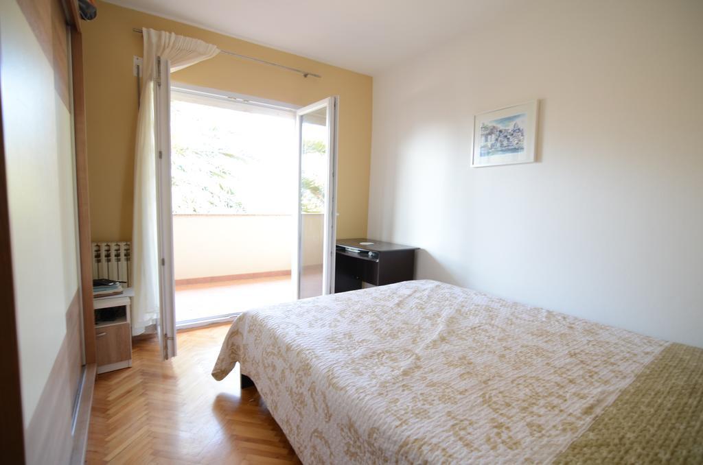 Apartment Emi Sukošan Esterno foto
